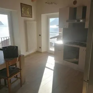 Appartamento Casetta Mia, Castro (Lombardy)
