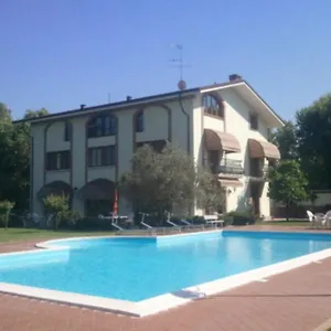 Alloggio per agriturismo Corte Trincerone, Mantova